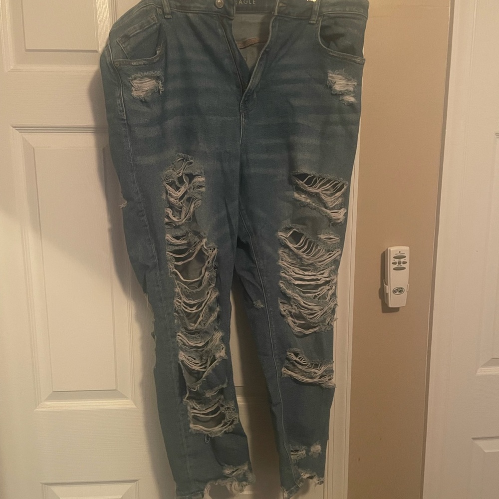 Destructed American Eagle Mom Jeans